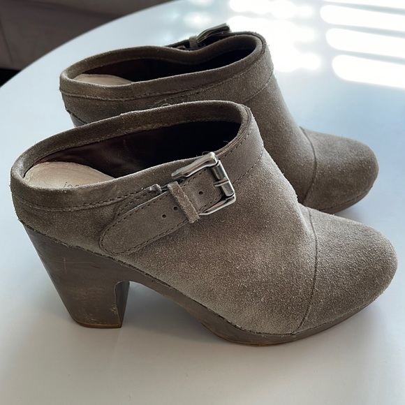 Jeffrey Campbell Suede Clogs - Picture 2 of 8